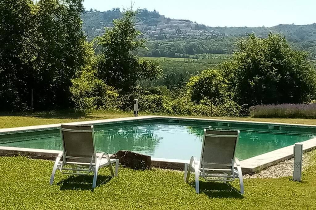 Le Tilleul Lacoste  Extérieur photo