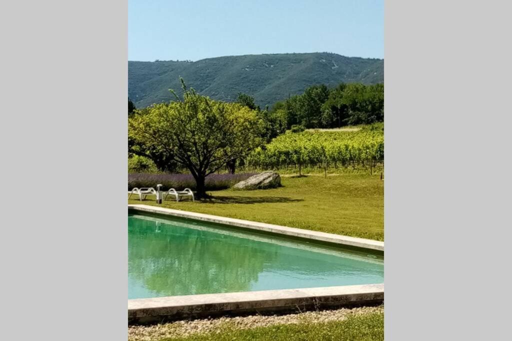 Le Tilleul Lacoste  Extérieur photo